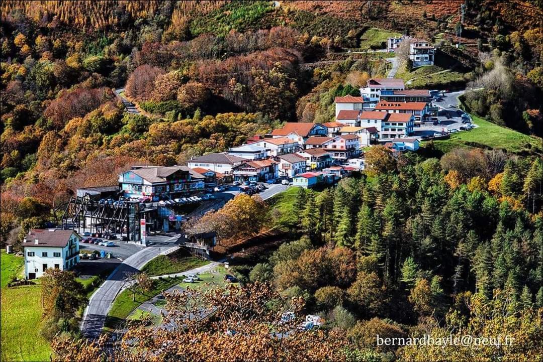 Studio Haut De Bordagain Ciboure Luaran gambar